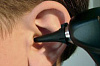 Мікрохіругрія вуха